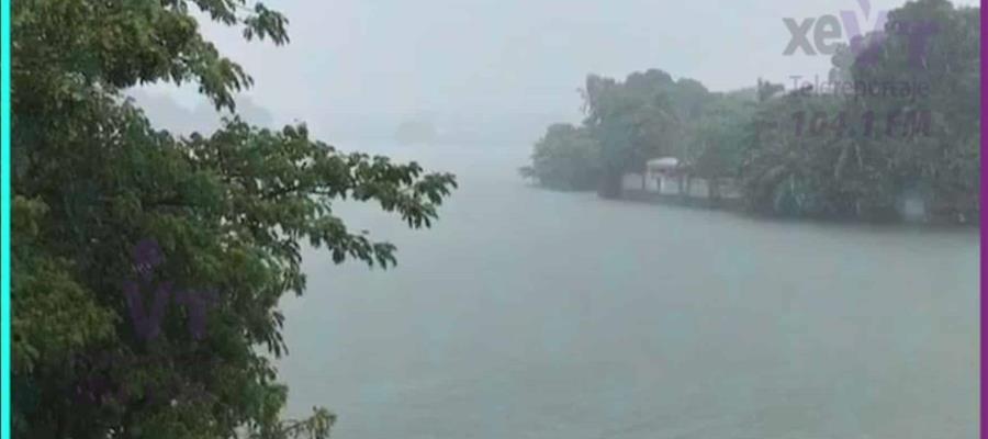 Advierten lluvias intensas de hasta 150 mm en Centro, la Chontalpa y la Sierra en las próximas horas ante entrada de Frente Frío 11