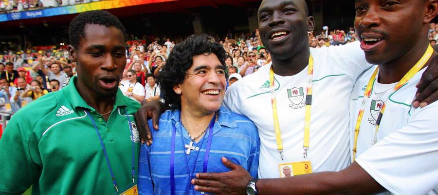 Maradona se encuentra bien, sin complicaciones: médico