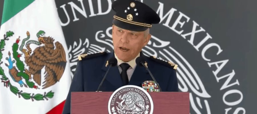 Se declara Salvador Cienfuegos inocente; le niegan derecho a fianza