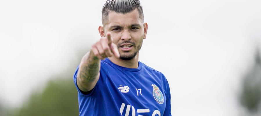 “Tecatito” Corona en el 11 Ideal de Champions League “Tecatito” Corona en el 11 Ideal de Champions League