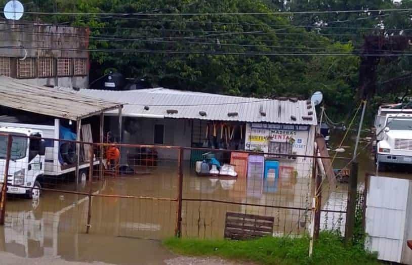 Reporta CANACO casi 200 comercios inundados en Centro, Nacajuca, Jalpa y Cunduacán