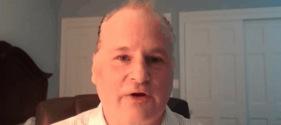 Líder conservador de EU felicita a AMLO por no reconocer el triunfo de Biden