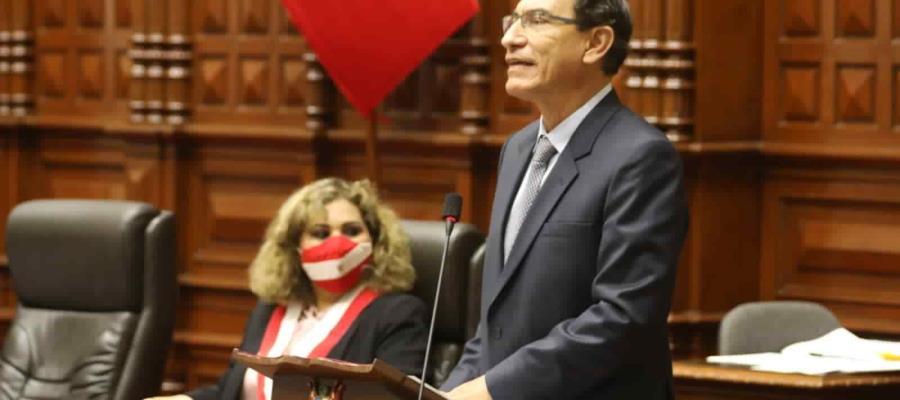 Destituyen a presidente de Perú por considerar que incurrió en incapacidad moral