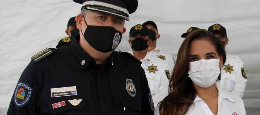 Separan de su cargo a inspector de la policía de Quintana Roo, tras agresión a manifestantes