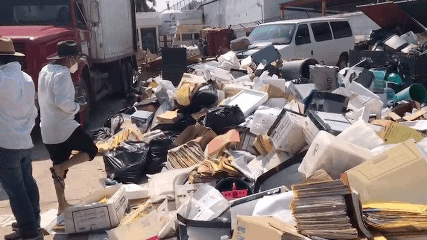 Continúan trabajos de limpieza en Hospital de Pemex tras anegaciones