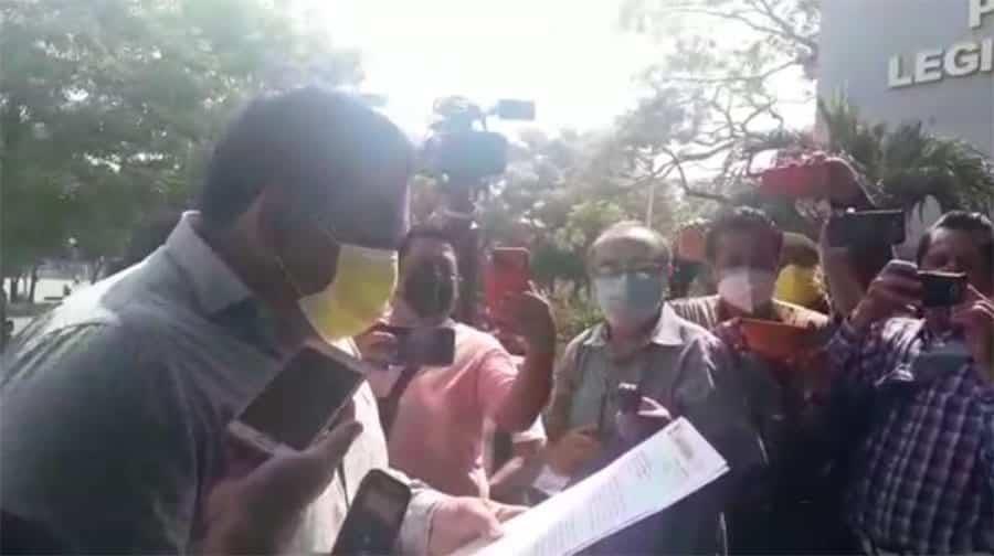 Formaliza PRD petición para separar a Agustín Silva de la fracción parlamentaria