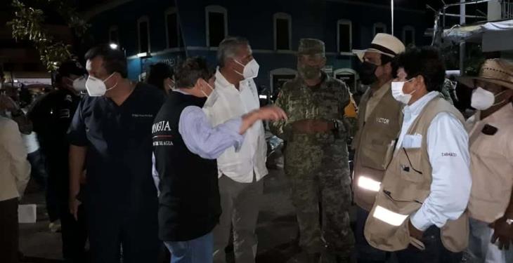 Supervisa Adán Augusto operación de equipos de bombeo para contener anegaciones