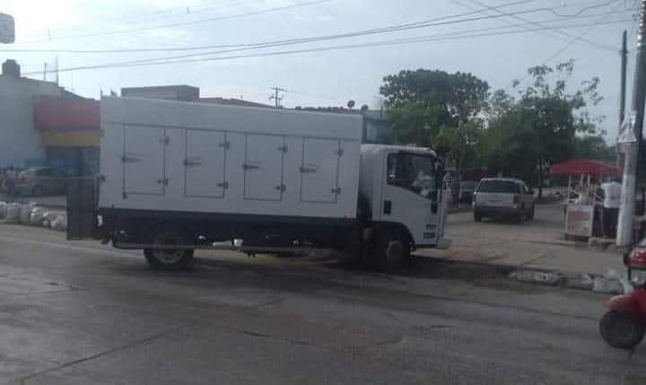 Acusan que vehículos dañan la línea de conducción de la bomba que salva de anegaciones a Bosques de Saloya