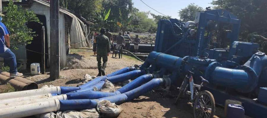 Desalojan cinco mil litros por minuto de Monal; quedará Gaviotas Sur seca en tres días