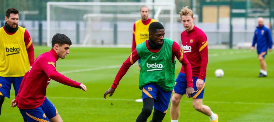 Barça acuerda reducir sueldo a futbolistas