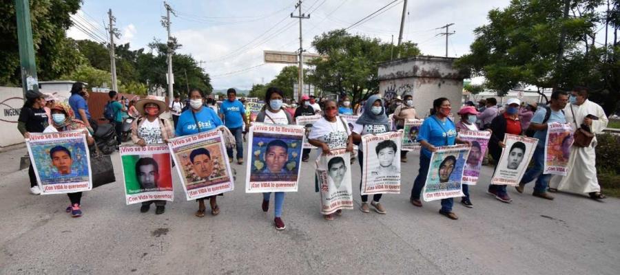 Actual FGR ha solicitado 101 órdenes de aprehensión por caso Ayotzinapa