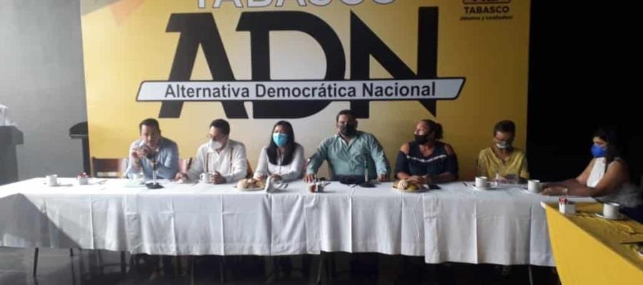 El PRD trabaja para ganar alcaldías y diputaciones, no cargos plurinominales en 2021: Javier Cabrera El PRD trabaja para ganar alcaldías y diputaciones, no cargos plurinominales en 2021: Javier Cabrera