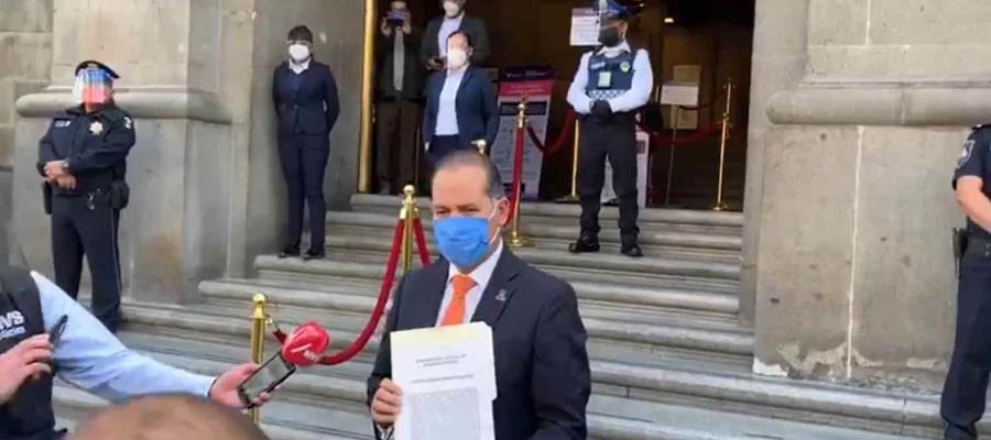 Presentan controversia constitucional contra desaparición de fideicomisos