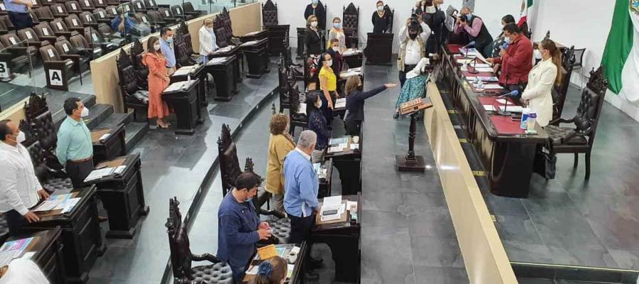 “Mi vida es pública y mis acciones son transparentes, nunca he vendido ni comprado nada que atente a mi dignidad”, revira Egla Cornelio