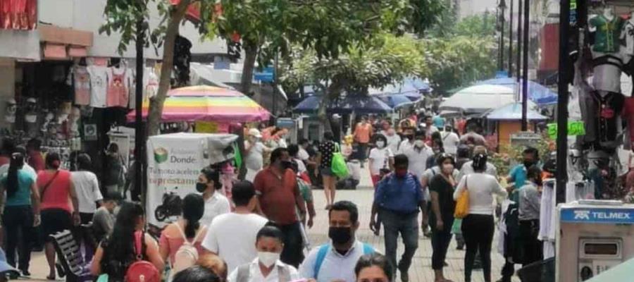 Reactivan actividades negocios en la Zona Luz que habían cerrado por temor a las inundaciones