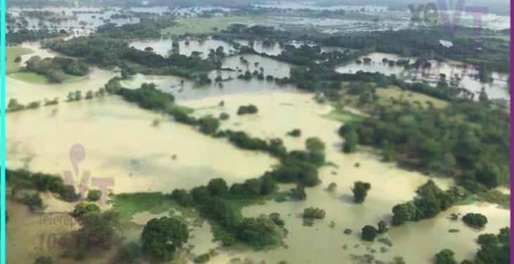 Sobrevuela SEDENA zonas afectadas por inundaciones en Tabasco