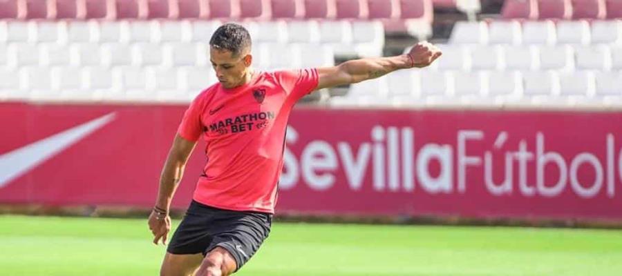 Ser goleador histórico no le alcanza a Chicharito: Martino