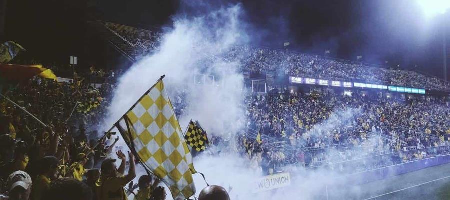 Aficionados rusos son condenados a cárcel por disturbios en Eurocopa