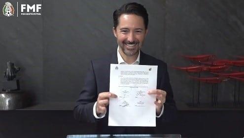 España y México firman acuerdo para impulsar el futbol
