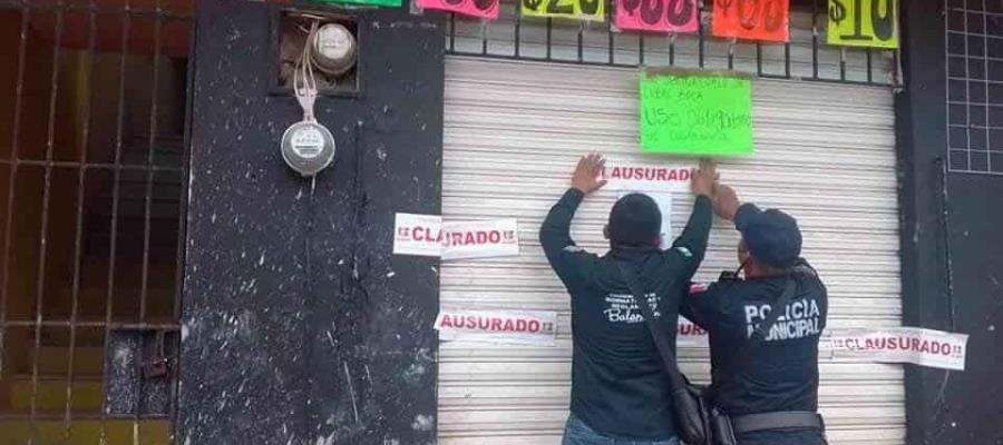 Clausura Ayuntamiento de Balancán establecimientos por violar decreto gubernamental de restricciones por pandemia