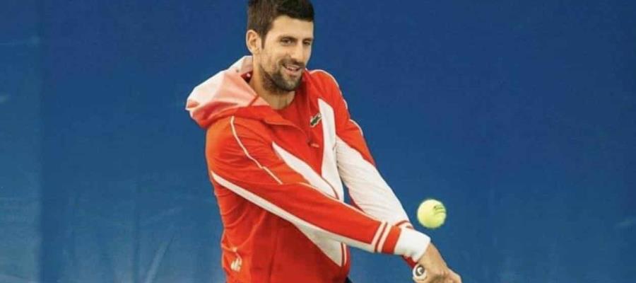 Djokovic cumple 300 semanas como número 1 y va por récord de Federer Djokovic cumple 300 semanas como número 1 y va por récord de Federer