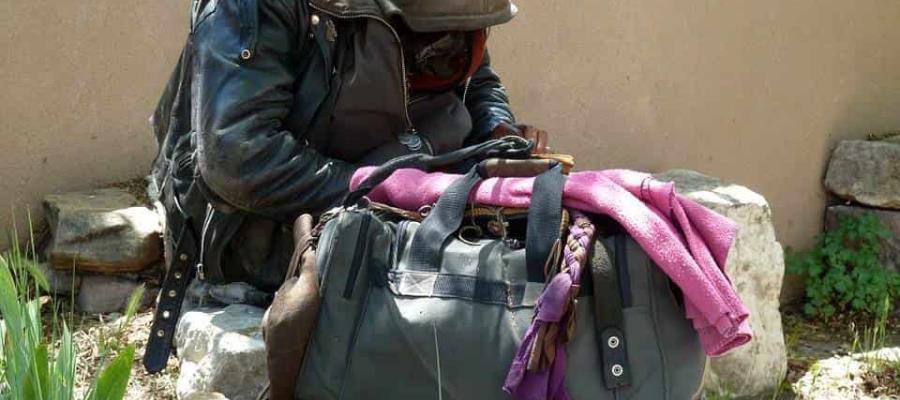 Advierte Coneval que semáforo epidemiológico rojo impacta en la pobreza