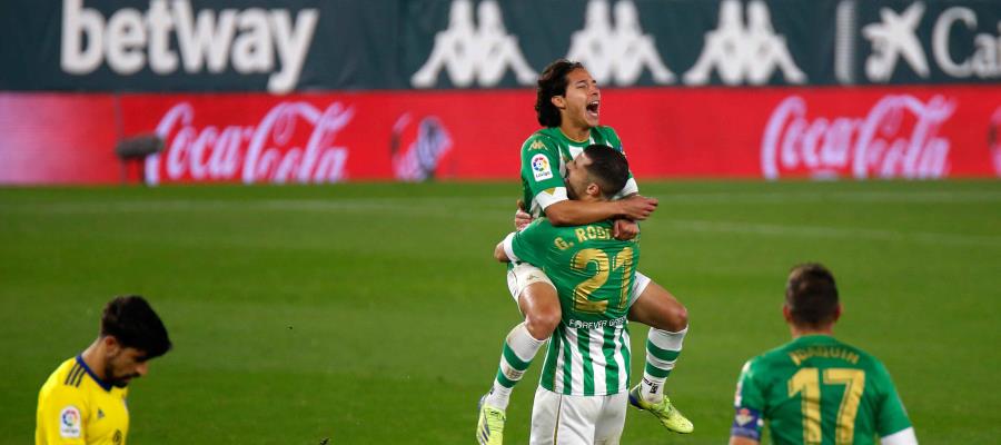 Diego Lainez aporta, pero Betis no logra remontada ante Levante