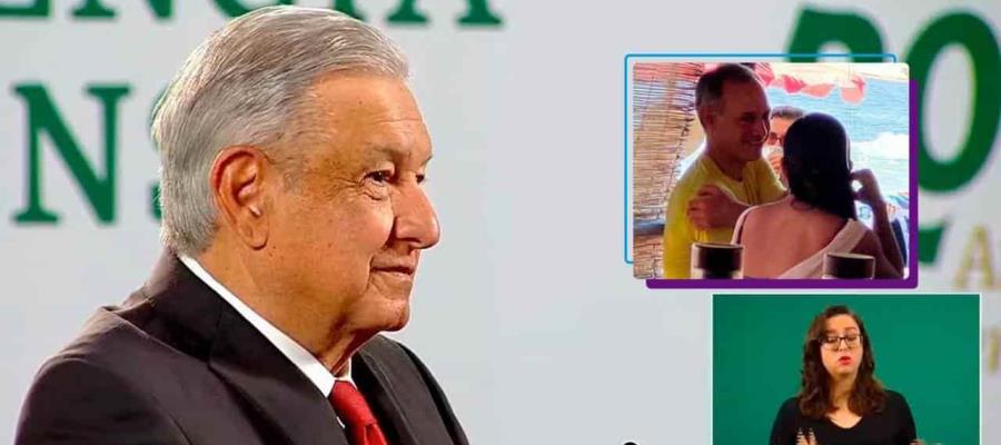 ‘Ha trabajado bastante’, dice AMLO tras fotos de López-Gatell en la playa