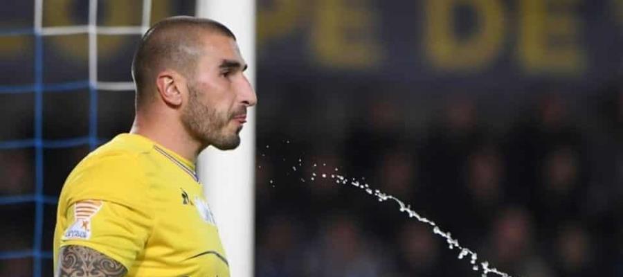 Cesan a portero del Saint-Etienne por indisciplina Cesan a portero del Saint-Etienne por indisciplina