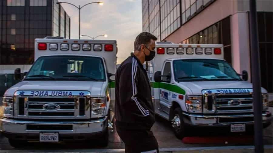 Ambulancias de Los Ángeles no transportarán a pacientes con pocas probabilidades de sobrevivir al COVID-19 Ambulancias de Los Ángeles no transportarán a pacientes con pocas probabilidades de sobrevivir al COVID-19