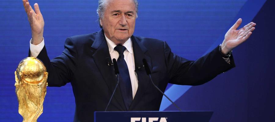 Reportan a Joseph Blatter delicado de salud y hospitalizado