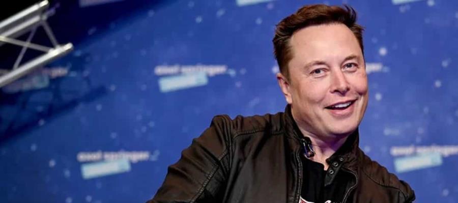 Vende Elon Musk más de 900 mil acciones de Tesla