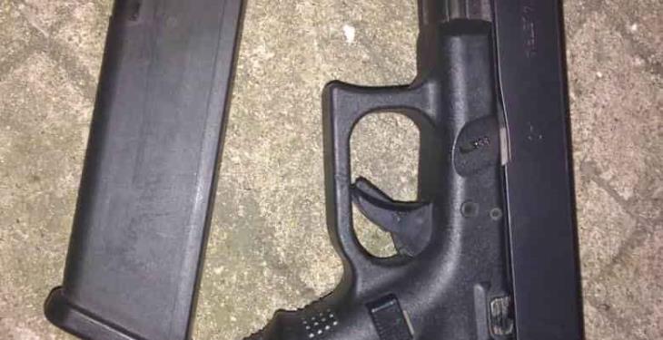 Aprehenden a hombre con dosis de drogas y arma de fuego, en carretera Villahermosa-Teapa