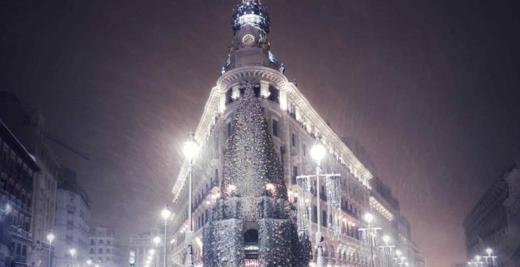 Reportan al menos 3 fallecidos por tormenta de nieve en España