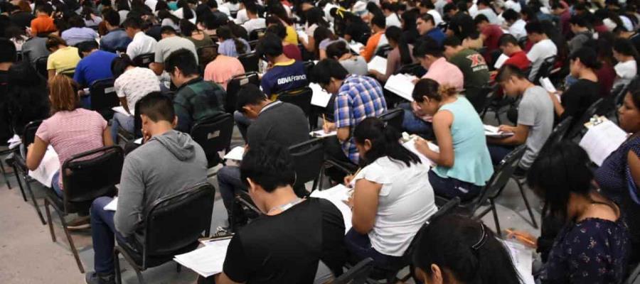 Acepta UJAT a todos los estudiantes que presentaron examen