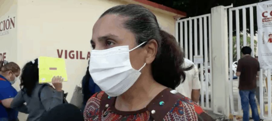 Denuncia madre de familia que por omisión de la Técnica 43, su hija puede ser expulsada del CBTIs 163