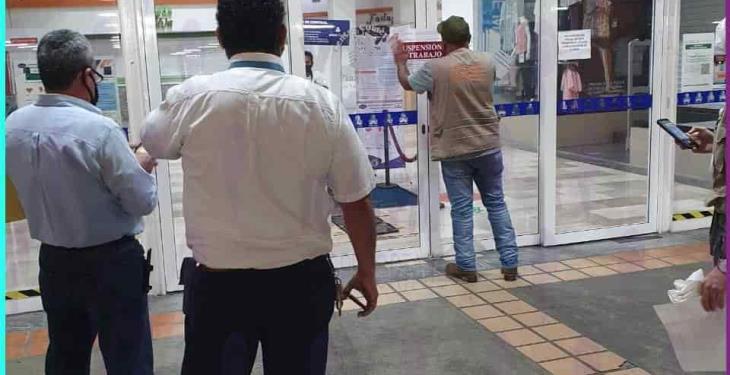 Clausura Salud ahora Plaza Crystal... también por incumplir las restricciones sanitarias contra el Covid