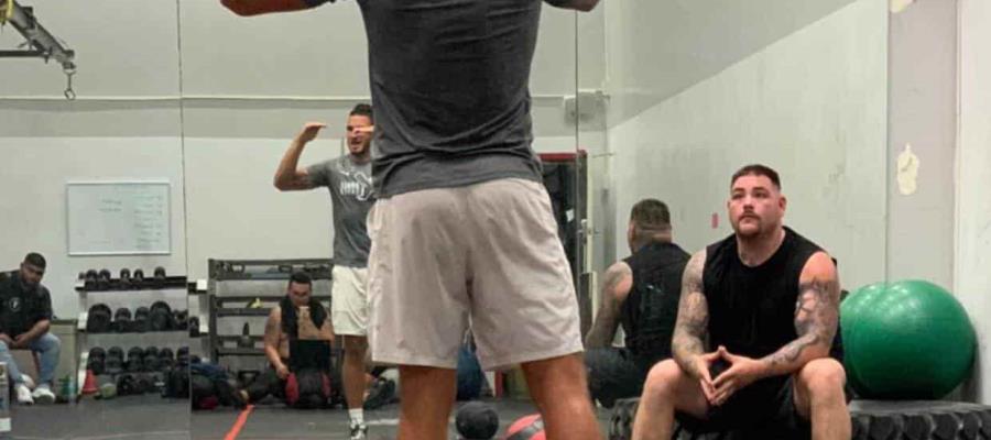 Eddy Reynoso reconoce que Andy Ruiz es “vago y travieso” Eddy Reynoso reconoce que Andy Ruiz es “vago y travieso”