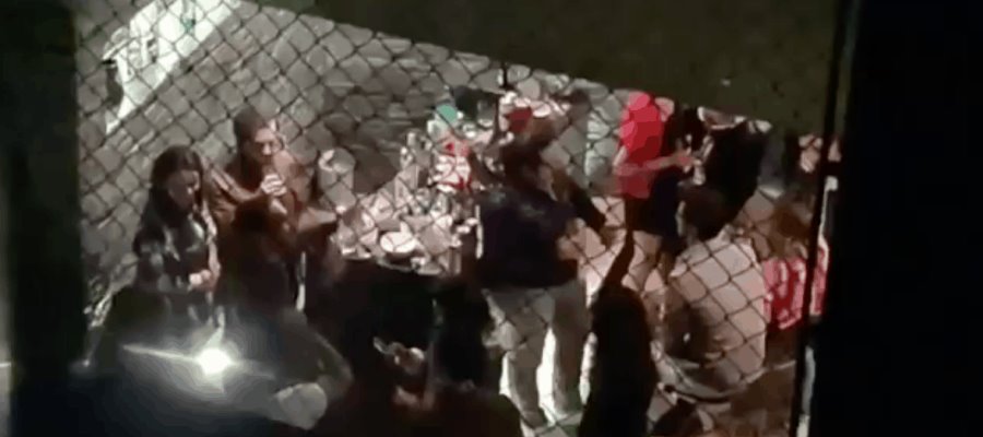 “Que puede hacer lo que quiera en su casa”, dice organizador de fiesta Covid en Ciudad de México “Que puede hacer lo que quiera en su casa”, dice organizador de fiesta Covid en Ciudad de México