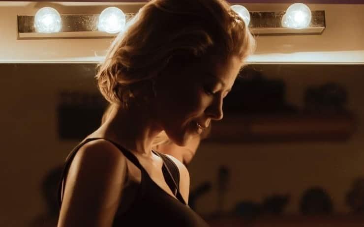 Gracias por salvarme la vida, Fernanda Castillo sale del hospital tras severa complicación post parto