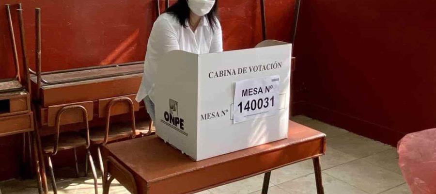 A una semana de las elecciones Perú sin un ganador en el comicio presidencial A una semana de las elecciones Perú sin un ganador en el comicio presidencial