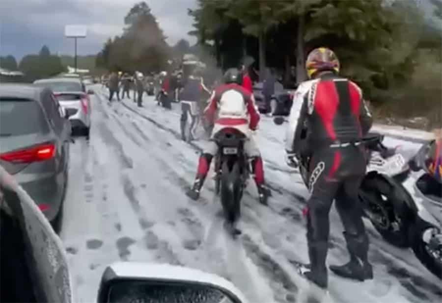 Granizada en la autopista México-Cuernavaca provoca varios accidentes