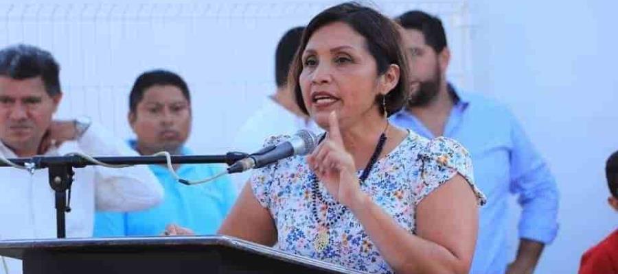 “Justifica” alcaldesa de Comalcalco presencia de Lorena Méndez en evento de gobierno