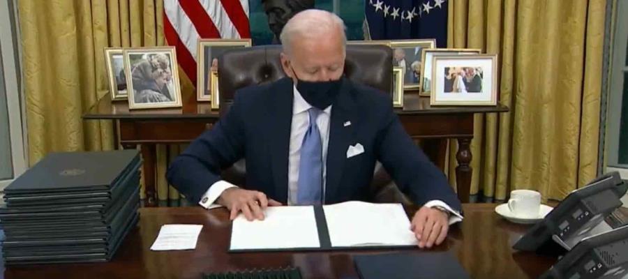 Biden firma decretos ejecutivos sobre políticas en energía, inmigración y cambio climático