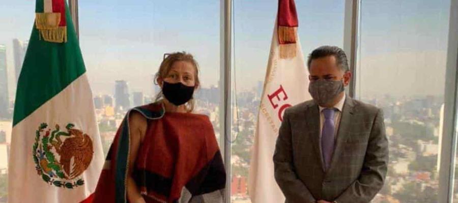 Se reúne Tatiana Clouthier con Santiago Nieto, hablan sobre lavado de dinero y corrupción 