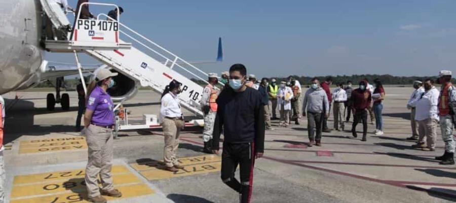 Suman 985 tabasqueños repatriados de EE. UU. en este año; en julio fueron 267