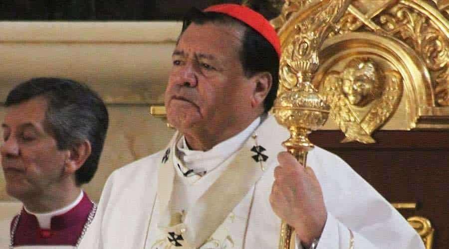 Extuban al cardenal emérito Norberto Rivera; lo trasladan a cuidados intermedios Extuban al cardenal emérito Norberto Rivera; lo trasladan a cuidados intermedios
