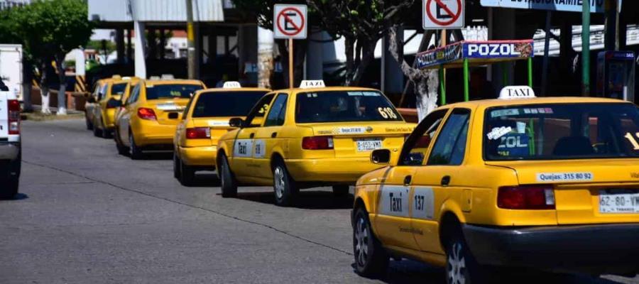 Denuncian taxistas “acoso” de Semovi para operar con aire acondicionado