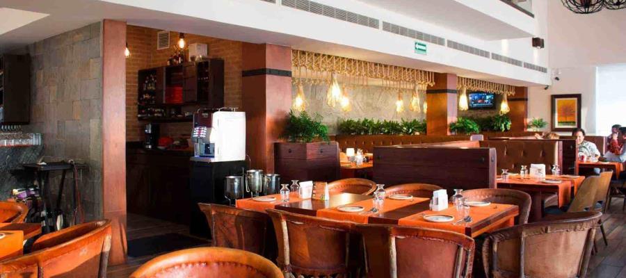 Restauranteros piden a gobierno ampliar horario de plazas comerciales ante cercanía del 14 de febrero