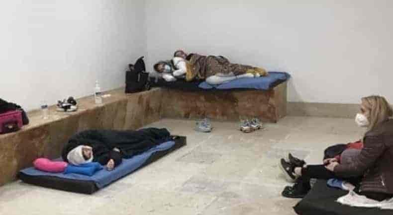 Niega Migración entrada a 140 turistas Rumanos en aeropuerto de Cancún Niega Migración entrada a 140 turistas Rumanos en aeropuerto de Cancún